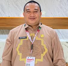 Bapak Reflin  Buata S.E, M.ec, Dev